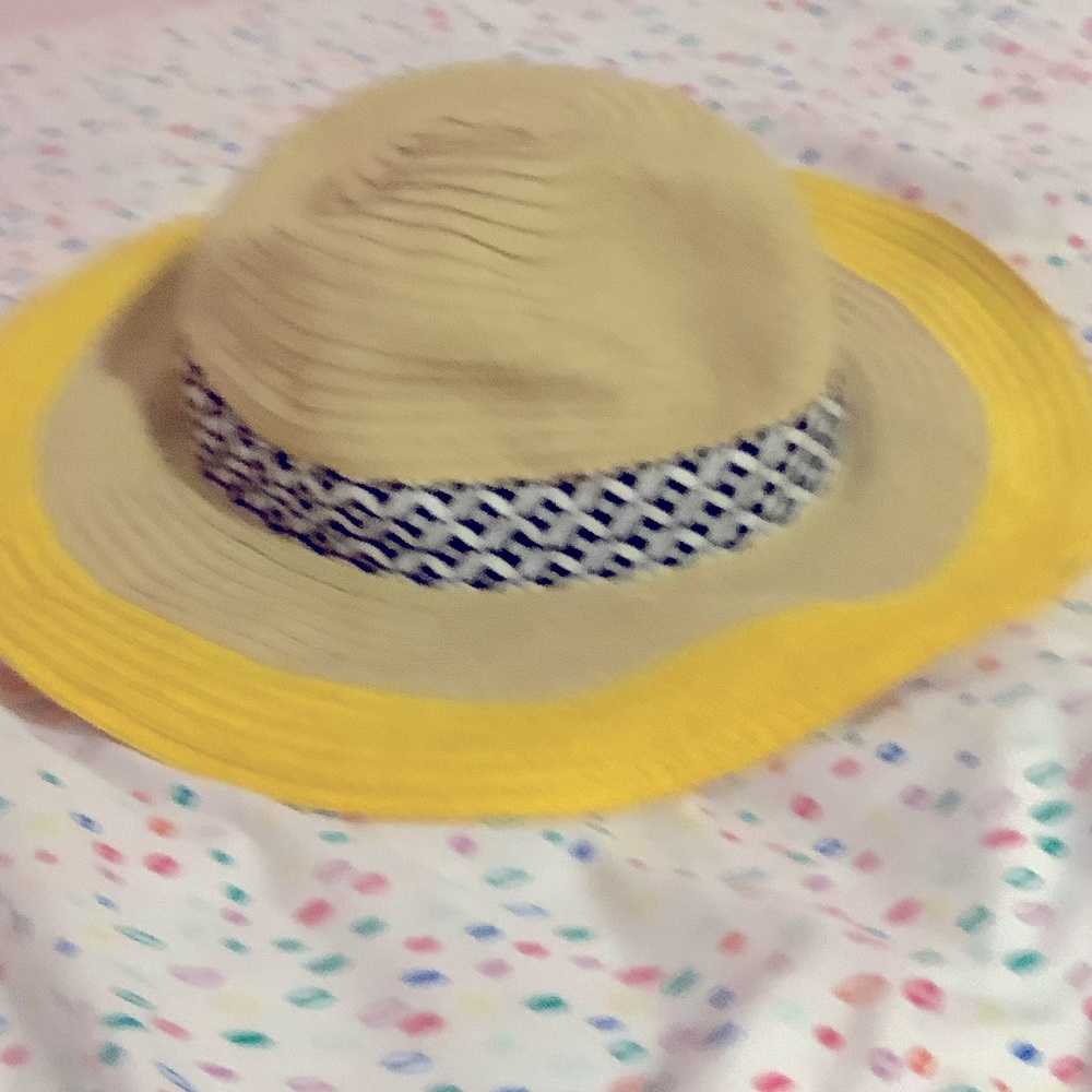 Floppy hat